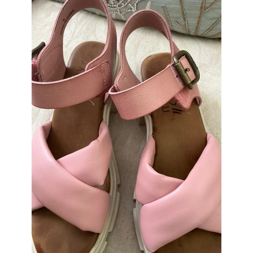 BLOWFISH MALIBU COMILLA size 9 RARE PINK!!!!